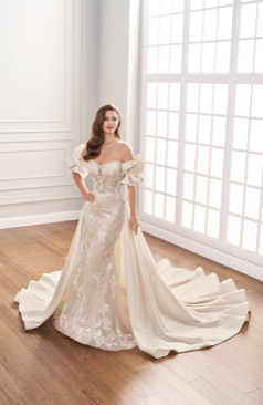 51686 Glamouröses Fit and Flare Brautkleid 