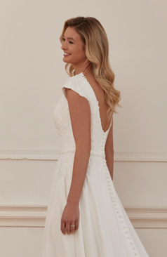 51736 Boho-/Vintage Brautkleid mit Cap-Ärmel