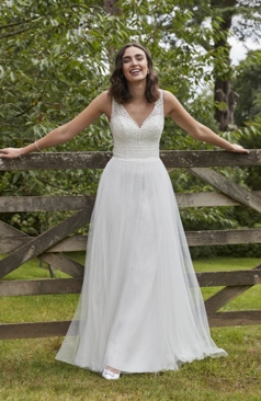 50952 Ein bezauberndes romantisches Brautkleid im Boho/Vintage Stil. 