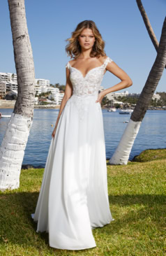 51198 Ein himmlisches Brautkleid.