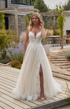 51411 Hinreißendes Brautkleid im A-Linien Stil 