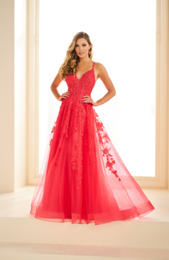 Langes Abendkleid FM52184 in Schwarz mit Glitzertüll und Spitze – erhältlich bei FM Braut- und Abendmode in Sandkrug bei Oldenburg.