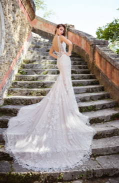 Fit-and-Flare Brautkleid, aus perlenbestickten Tüll und Organza