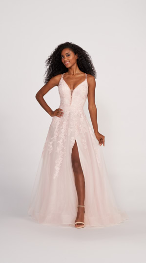 51503 Eine funkelnde und glitzernde Schönheit in Form eines Abendkleides