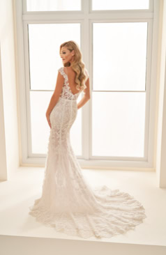 51658 Ein Fit-and-Flare Kleid, für einen ganz besonderen Auftritt