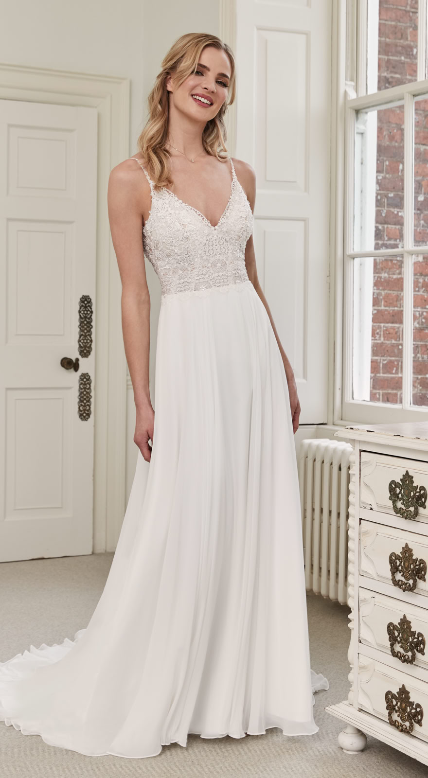 fm-brautkleid-fm51266-spitze-transparent-rueckenfrei-boho-sandkrug-oldenburg