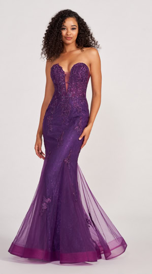 51498 Ein elegantes und modernes Abendkleid im schmeichelnden Fit and Flare Stil