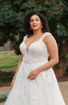 51551 Ja! So sieht ein romantisches, verspieltes und bezauberndes Brautkleid im A-Linien Stil aus. 