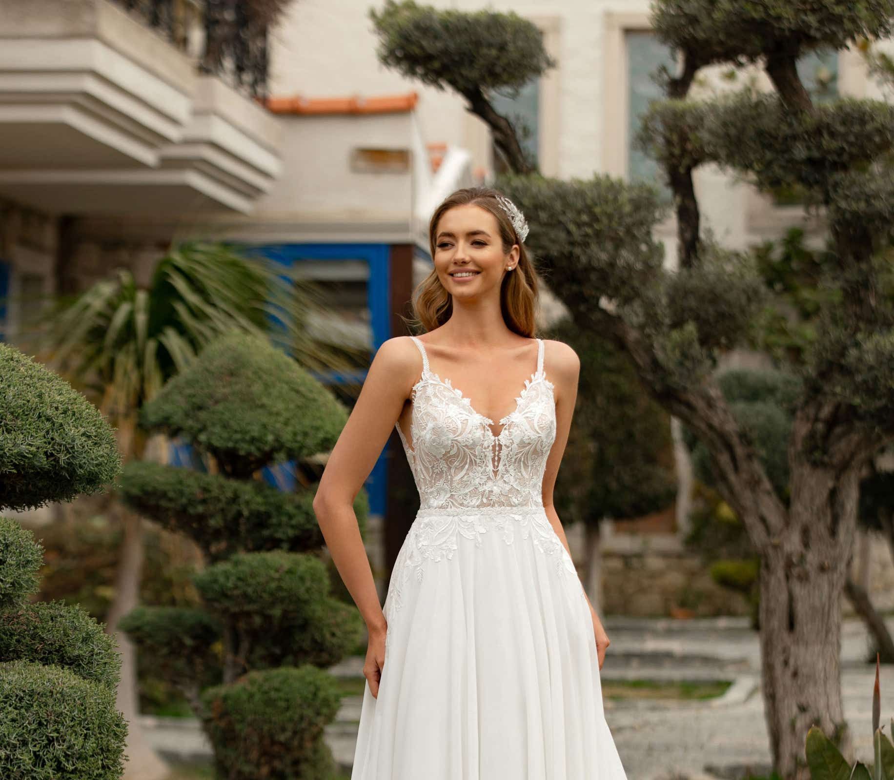 51706  Ein wundervolles Boho - Brautkleid