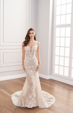 fm-brautkleid-fm51687-mermaid-mit-transparentem-mieder-und-bluetenspitze-sandkrug-oldenburg