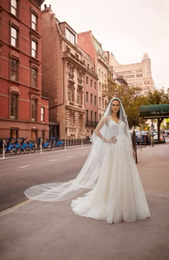 51588 Perlen-Traum Brautkleid im A-Linien Stil