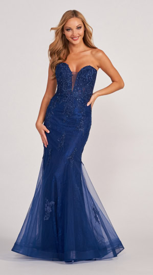 51498 Ein elegantes und modernes Abendkleid im schmeichelnden Fit and Flare Stil