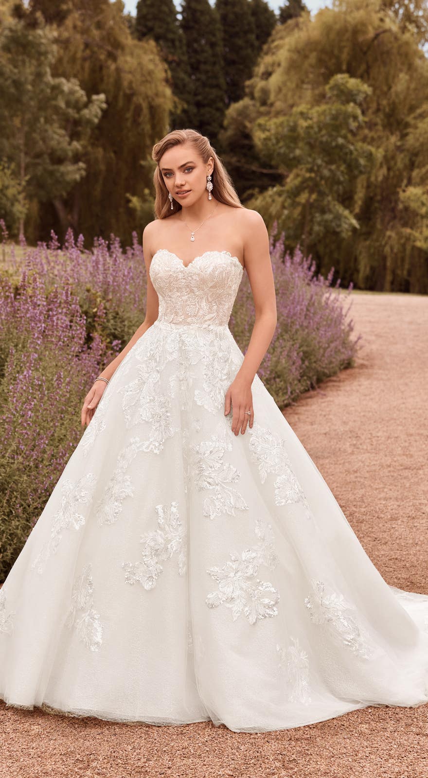 50993 Romantisch, verführerisch und ausgesprochen elegant