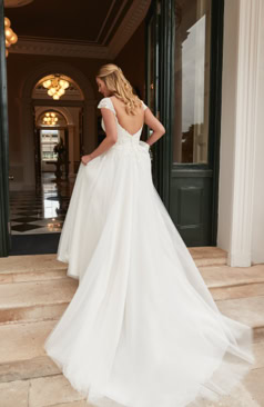 51398 Ein bezauberndes Brautkleid im A-Linien-Stil