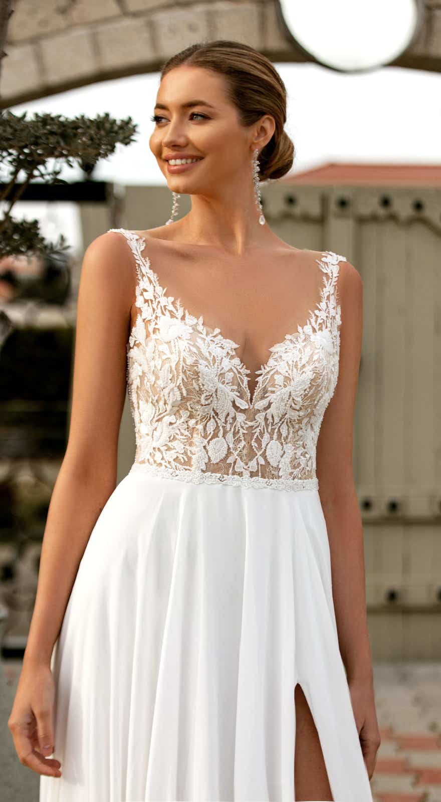 51822 Ihr Traum in Blattspitze: Das einzigartige Boho-Vintage Brautkleid