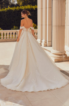 52040 Entdecke dieses zauberhafte Brautkleid