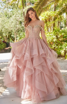 Prinzessinnen-Abendkleid FM52311 in Hellblau mit Glitzertüll und floraler Spitze – erhältlich bei FM Braut- und Abendmode in Sandkrug bei Oldenburg.