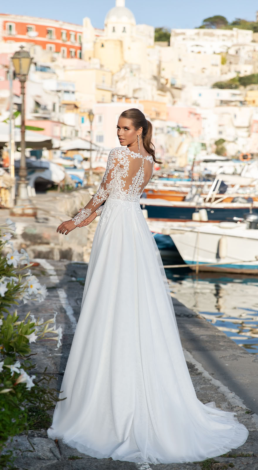 fm-brautkleid-fm51825-brautkleid-mit-langarmspitze-und-transparentem-ruecken-sandkrug-oldenburg