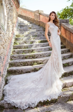 Fit-and-Flare Brautkleid, aus perlenbestickten Tüll und Organza
