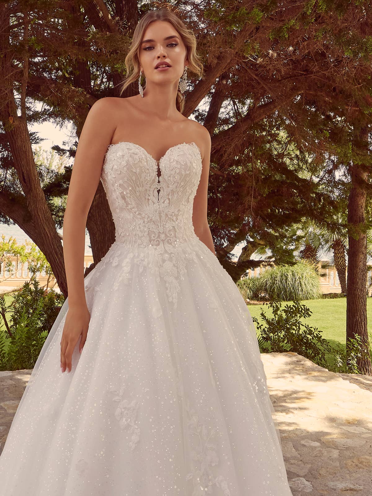52034: Ein traumhaftes Brautkleid für Ihren unvergesslichen Tag
