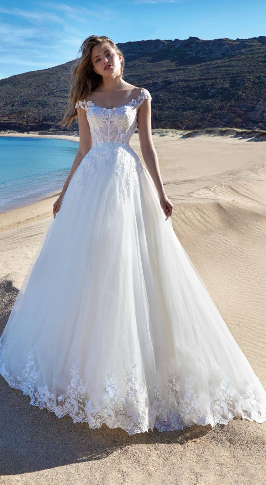 50649 Ein bezauberndes Hochzeitskleid im Stil einer ausgestellten A-Linie
