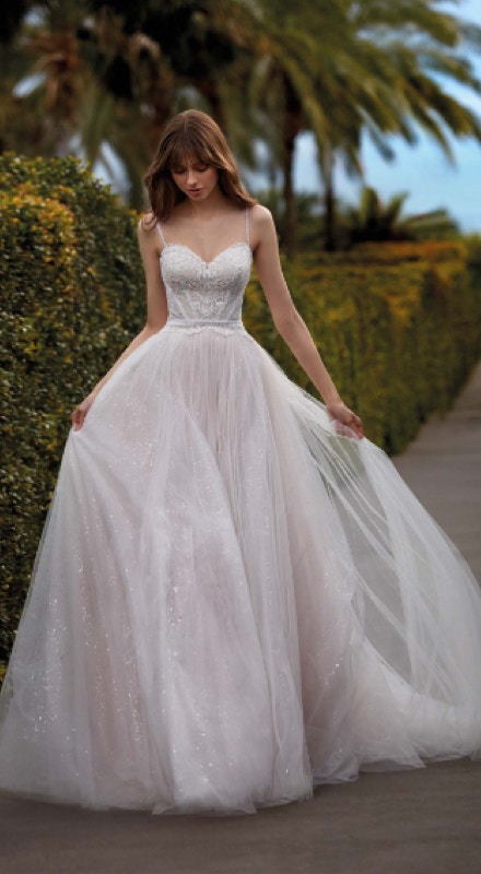 51148 Romantisch-süß! Ein bezauberndes A-Linien Brautkleid 