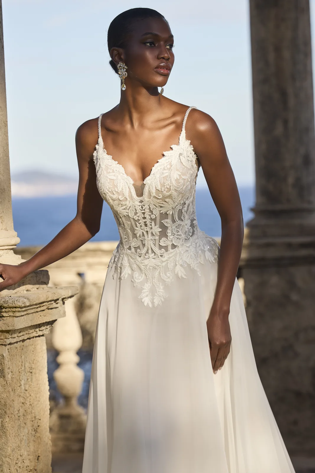 Ivory Chiffon Spitzentop a Linie – Boho-Vintage Brautkleid bei FM Braut- und Abendmode in Sandkrug bei Oldenburg