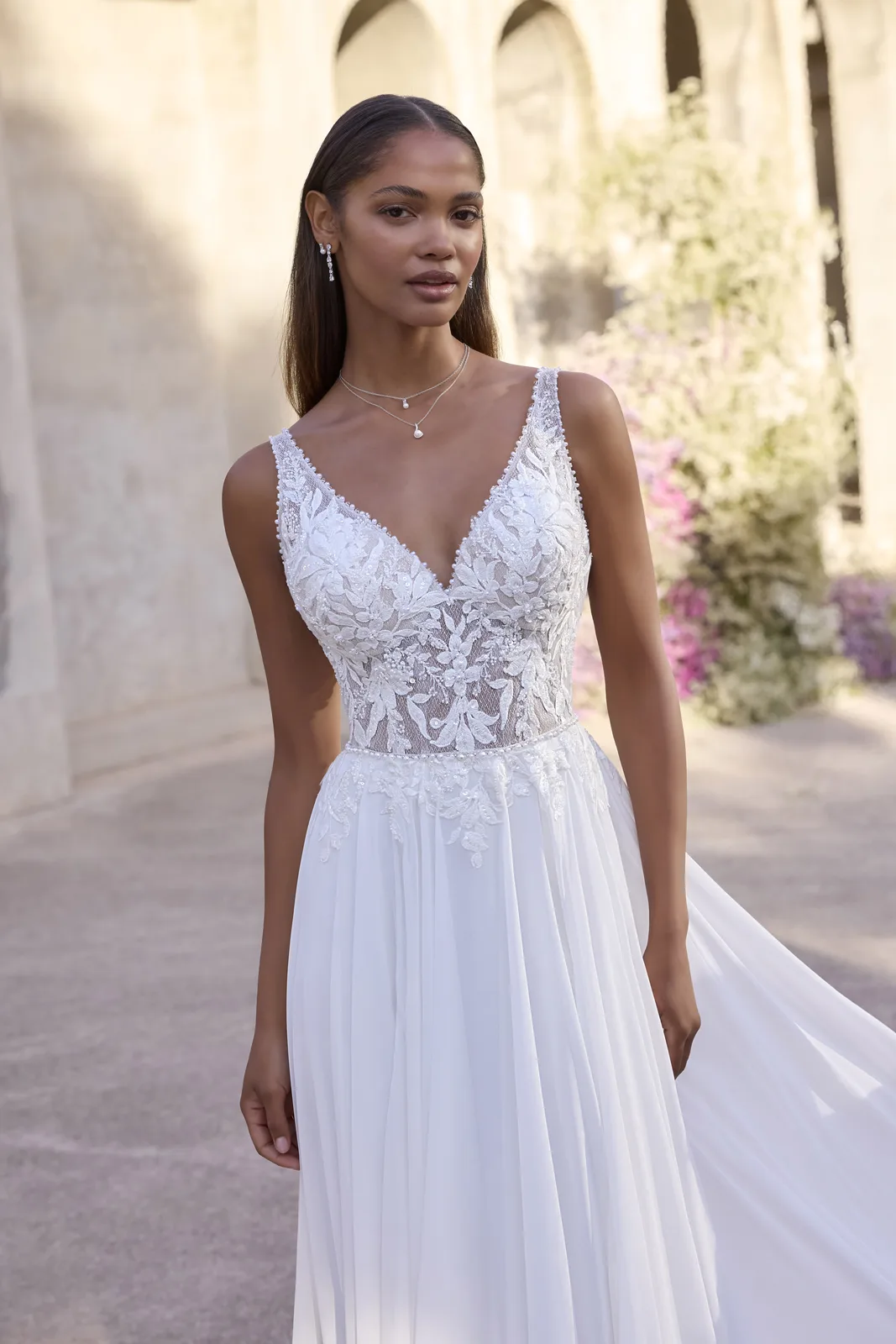 Ivory Spitze Chiffon a Linie – Boho-Vintage Brautkleid bei FM Braut- und Abendmode in Sandkrug bei Oldenburg